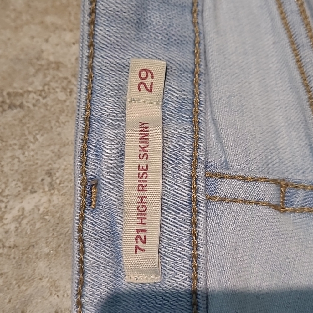 LEVIS ** HIGH RISE**SKINNY** DISTRESSED**JEANS - Picture 3 of 12